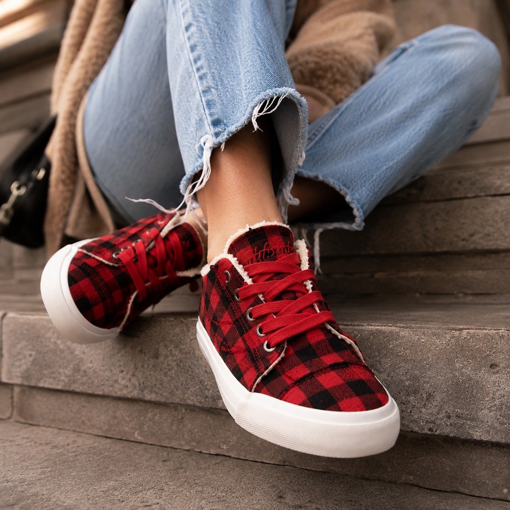Blowfish Malibu Play Buffalo Plaid Red Black Faux Fur Lined Sneakers ZS001 8